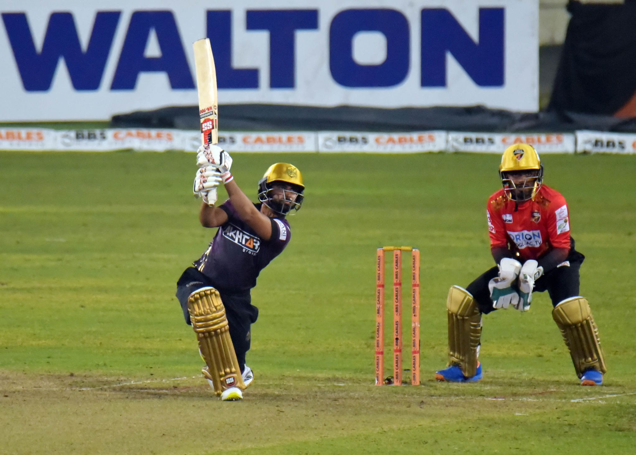 Shamim Hossain goes big