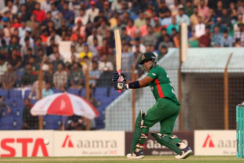 Rony Talukdar gives Bangladesh solid start