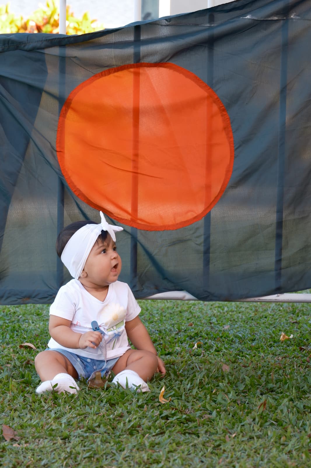 Baby fan spotted in the gallery ©CA