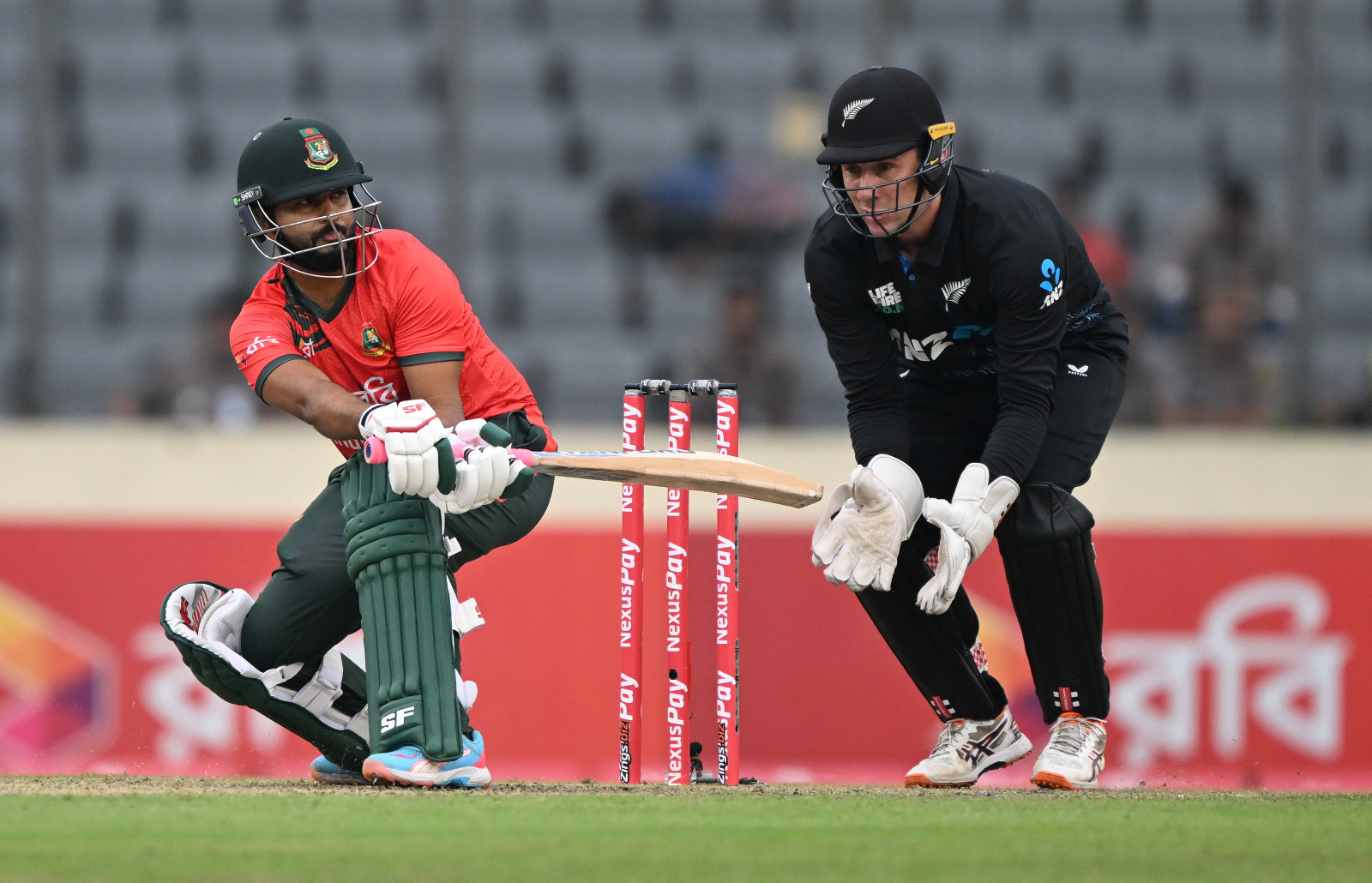 Shamim tried reverse ©BDCricTime
