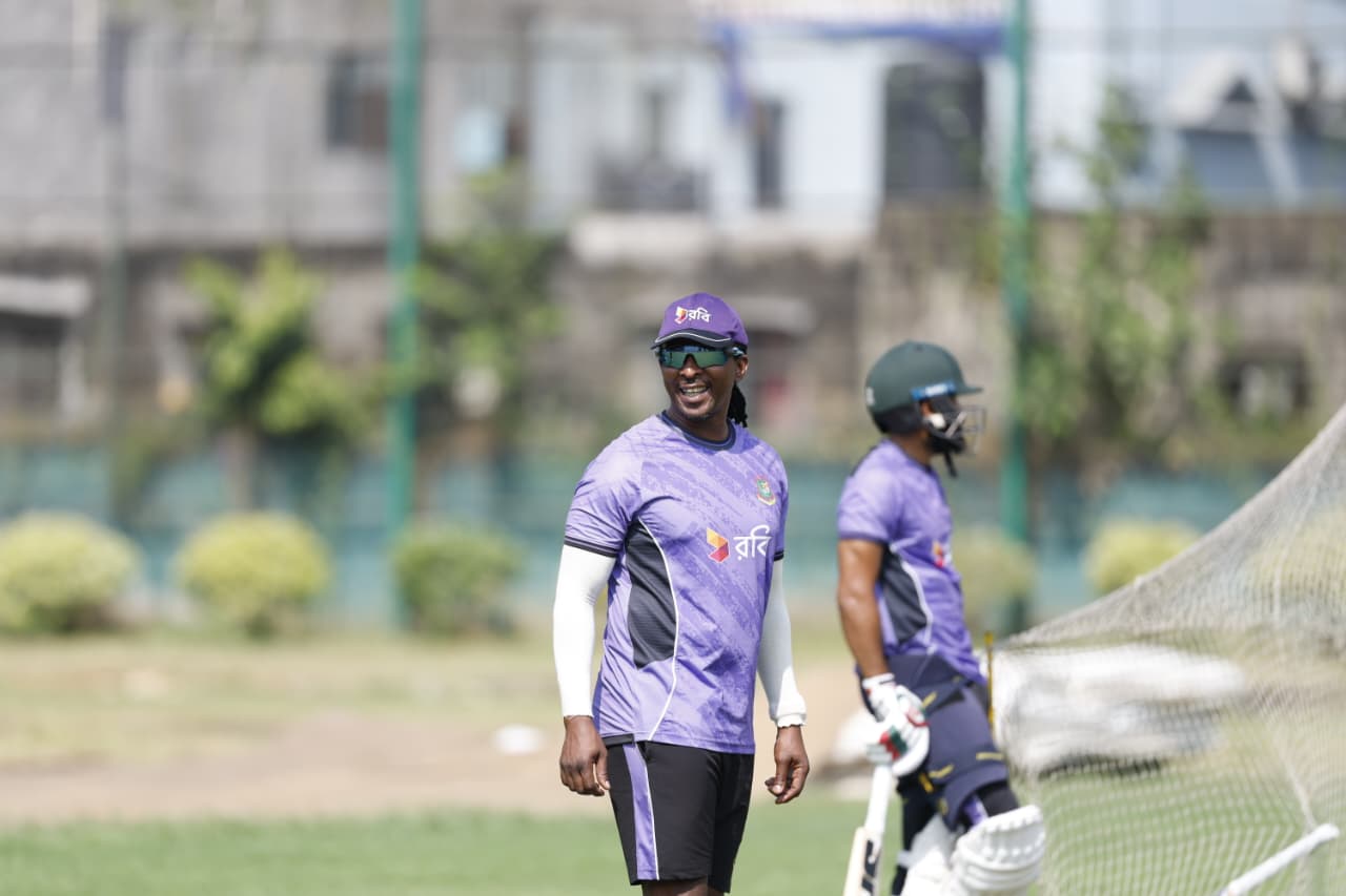 Maketa had a busy time in the nets ©BDCricTime