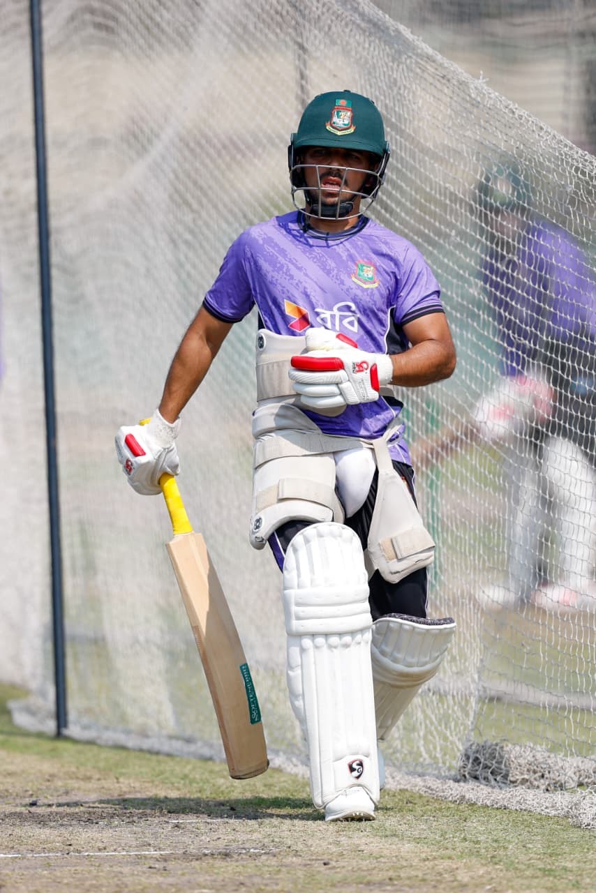 Mominul getting ready for Mirpur test ©BDCricTime