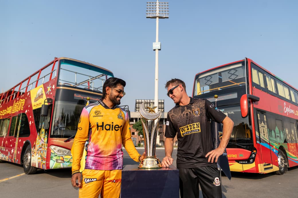 Two captains, one trophy ©PCB