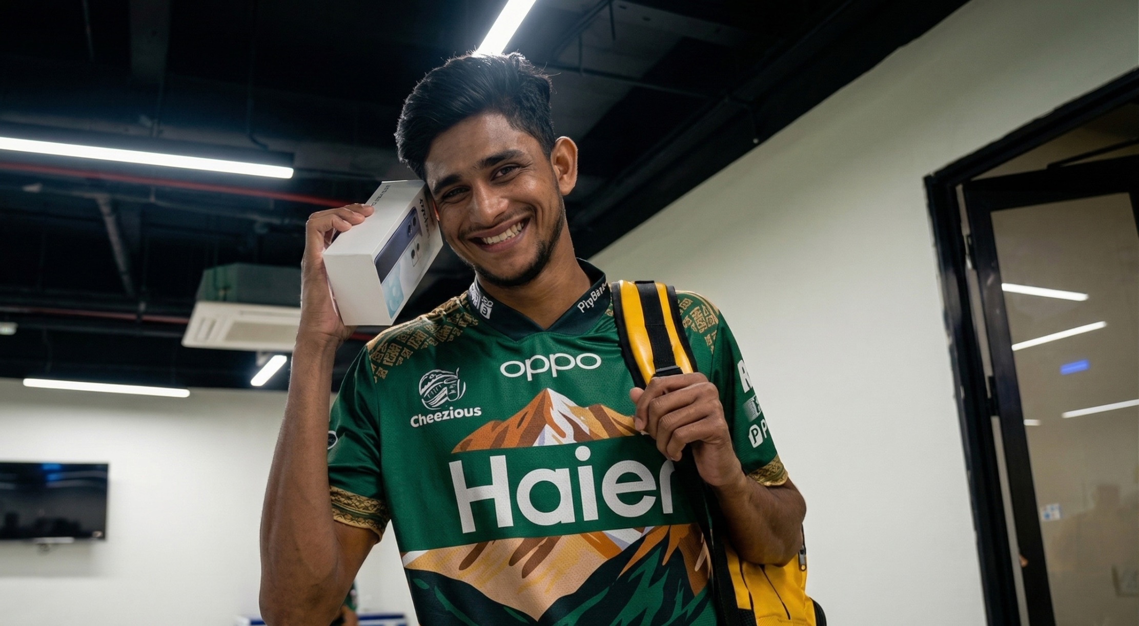 Nahid Rana with his OPPO phone