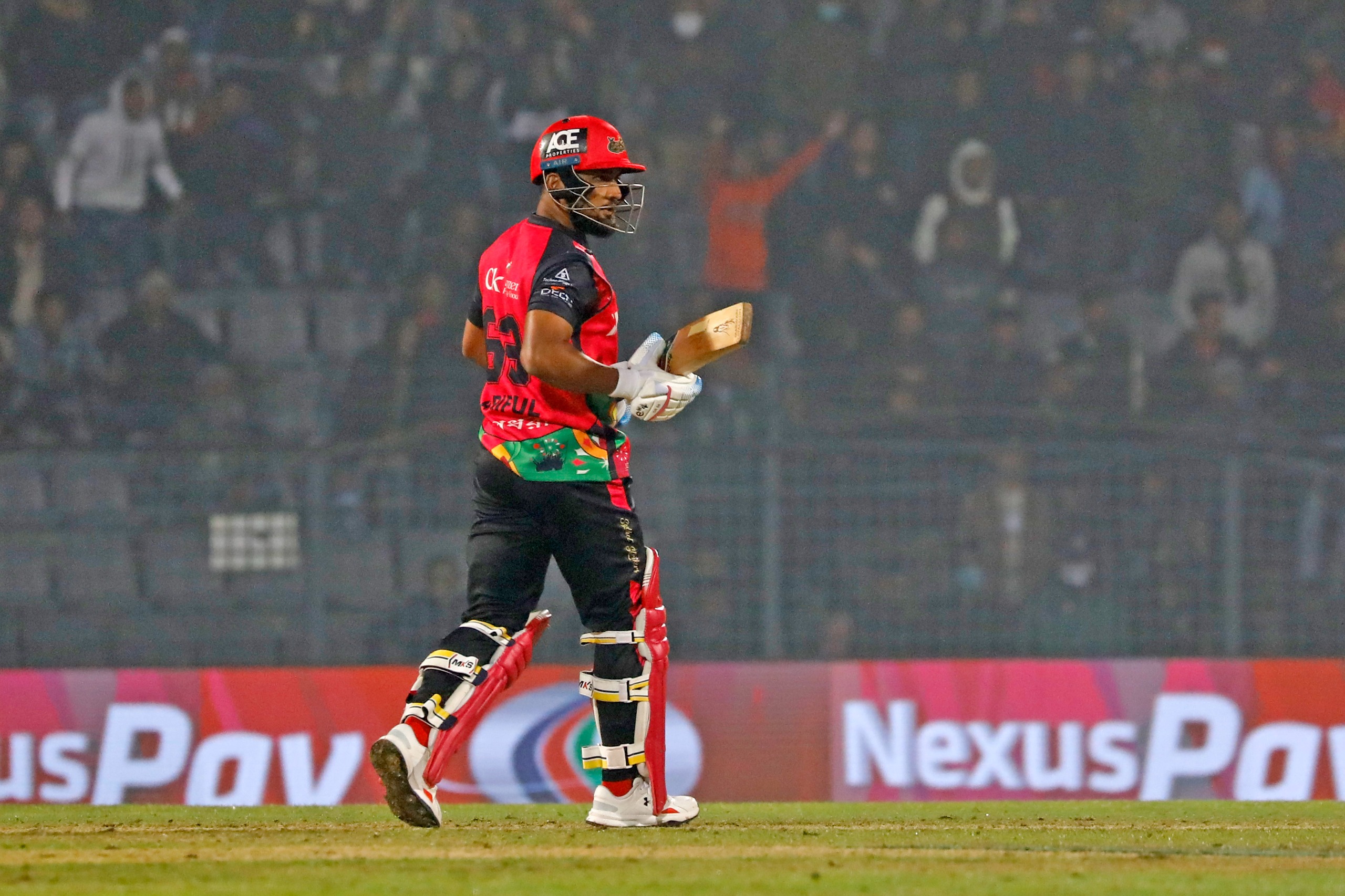 A brilliant finish by captain Ariful Haque, Sylhet Strikers' first win ©BDCricTime