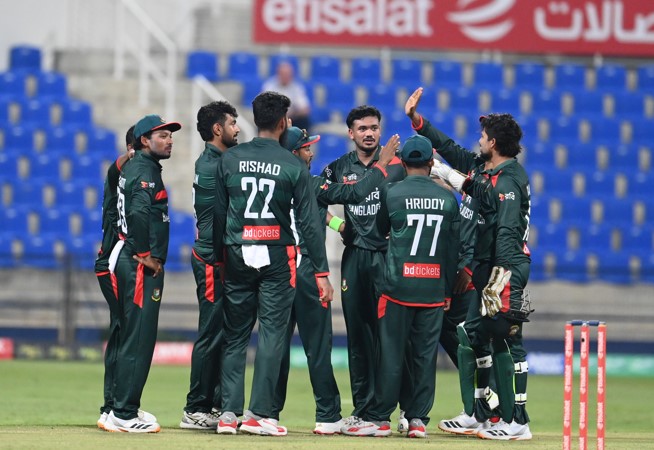 How can Bangladesh reach the tri-series final after 99-run defeat?