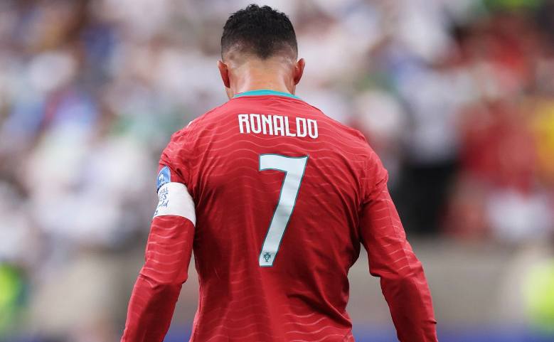 Michael Vaughan names the cricket equivalent of Cristiano Ronaldo