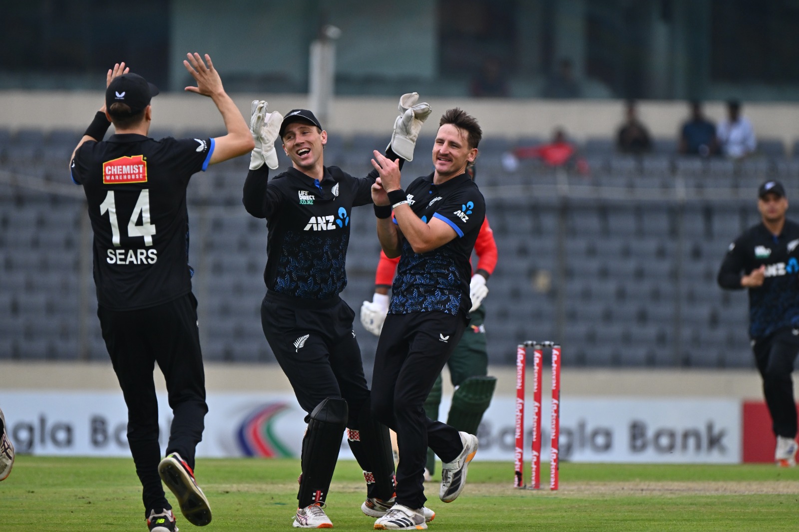 New Zealand beat Bangladesh in final T20I, series ends 1-1