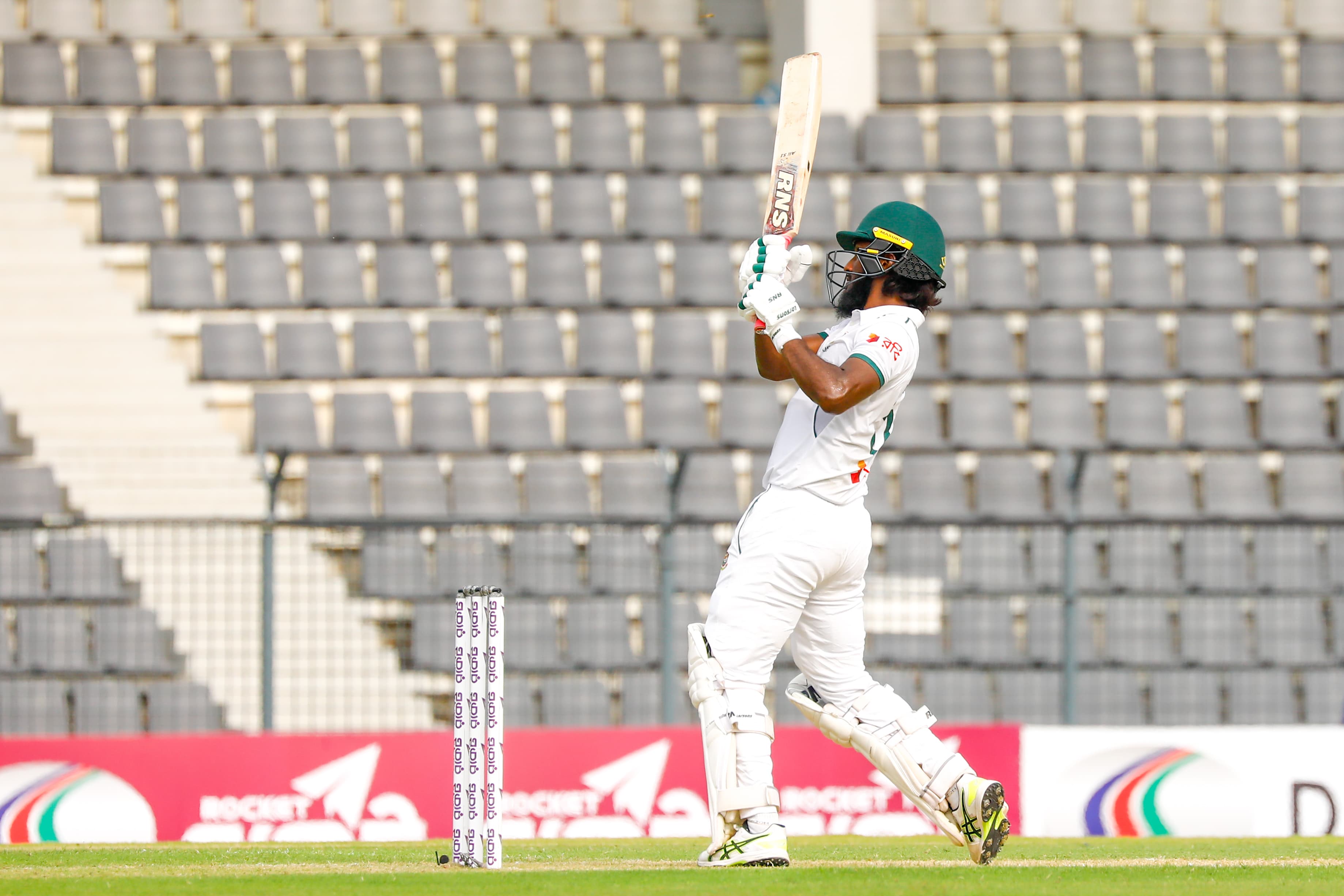 Jaker Ali fights alone at the end; Out after scoring 28 ©BDCricTime