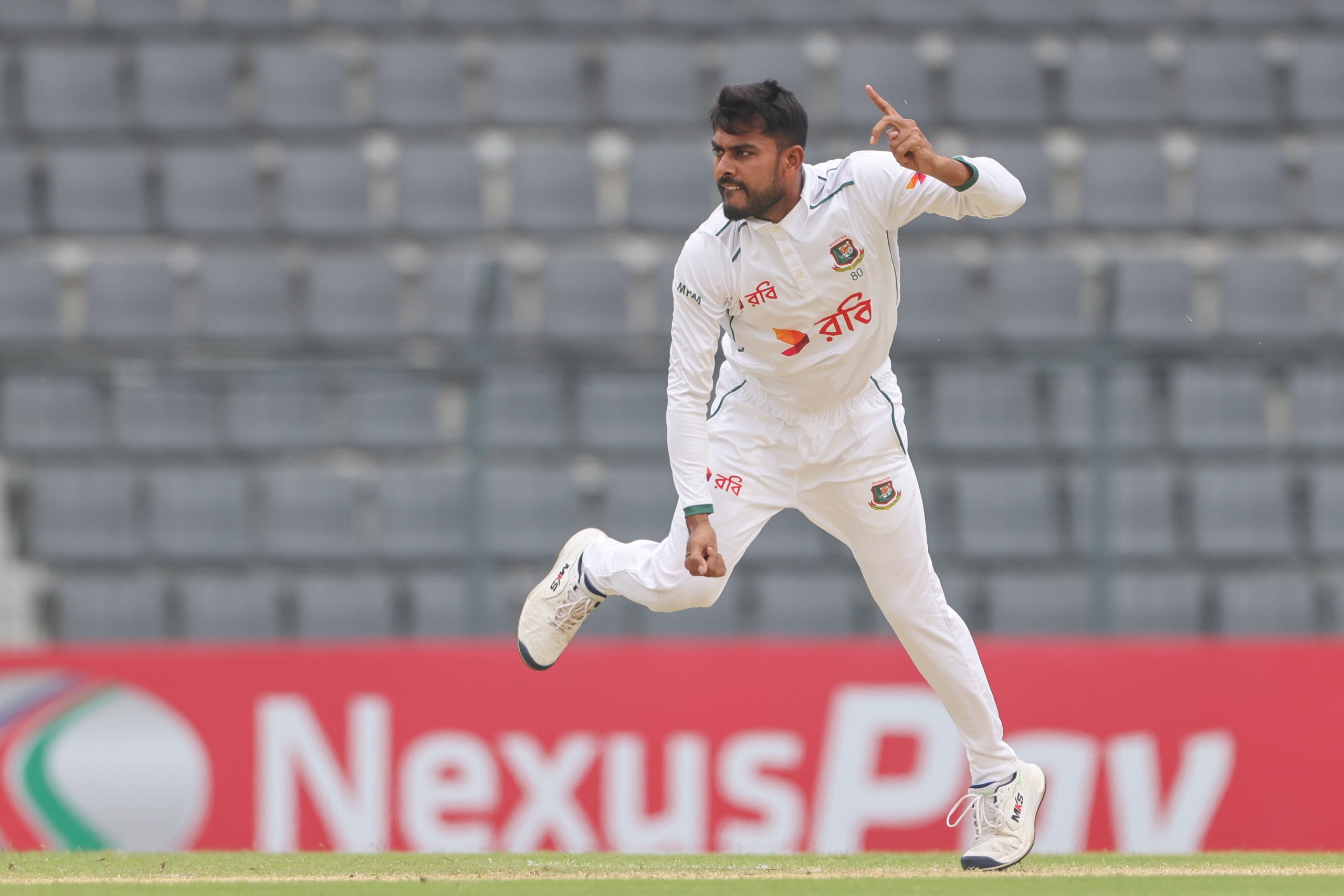 Zimbabwe crumble under Mehidy Hasan Miraz’s spin assault ©BDCricTime