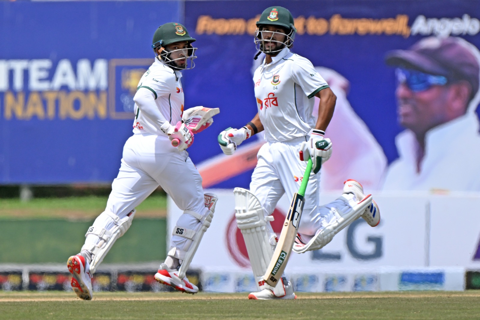 Mushfiqur Rahim and Shanto steady the ship with crucial partnership ©BDCricTime