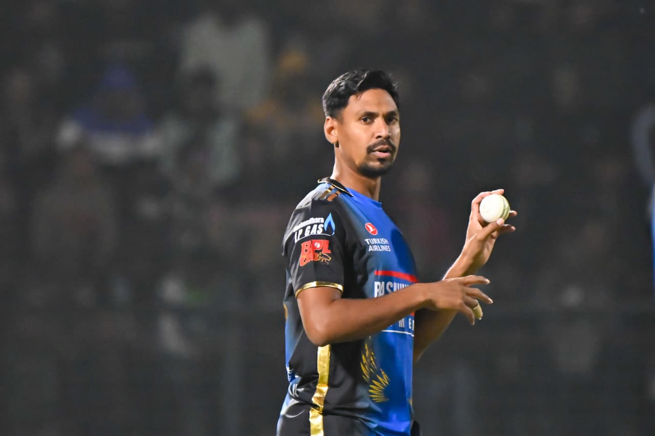 Mustafizur Rahman shines with figures of 3/24 ©BDCricTime