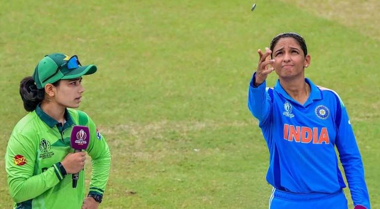 Controversy erupts over toss error in India vs Pakistan Women’s World Cup clash