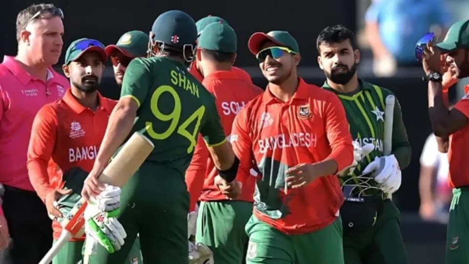 Pakistan vs Bangladesh T20I Series to be Played Without DRS