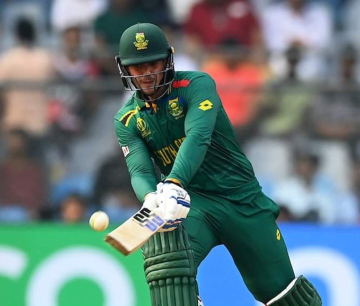 South Africa's Wankhede festival continues as they muscle their way to 382 