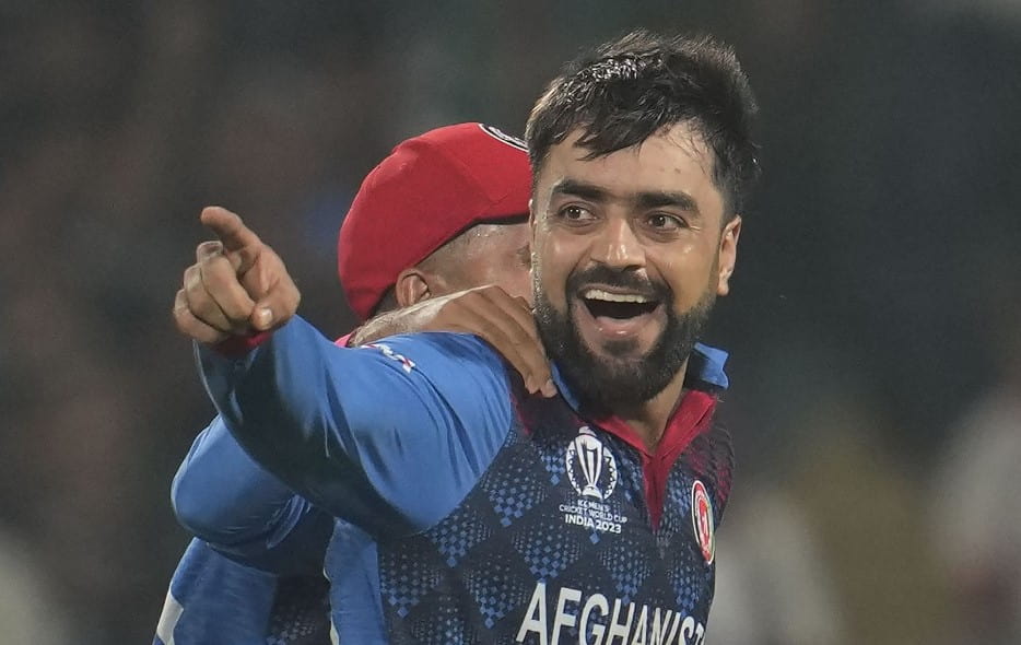 Red Rashid Pathan Irfan Pathan praised Rashid Khan for his enchanting spell against England